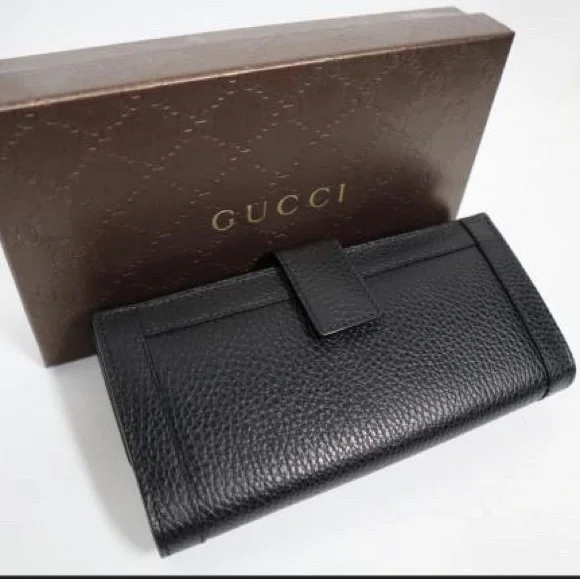 Gucci Wallet - Picture 1 of 3